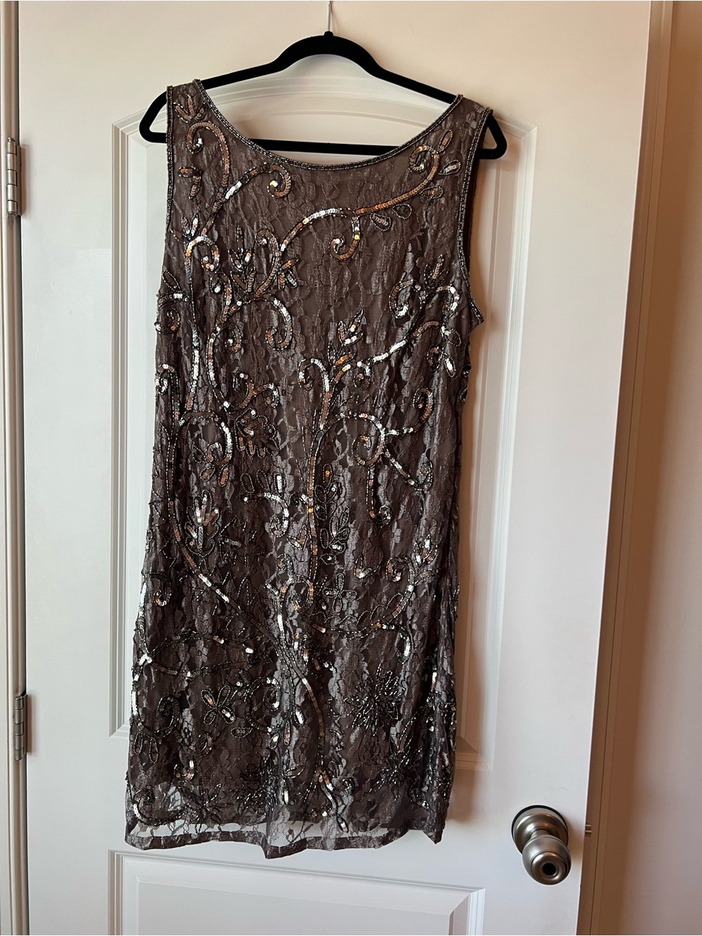 Pisarro Nights Beaded Embellished Sleeveless Cocktail Dress in Taupe size 14